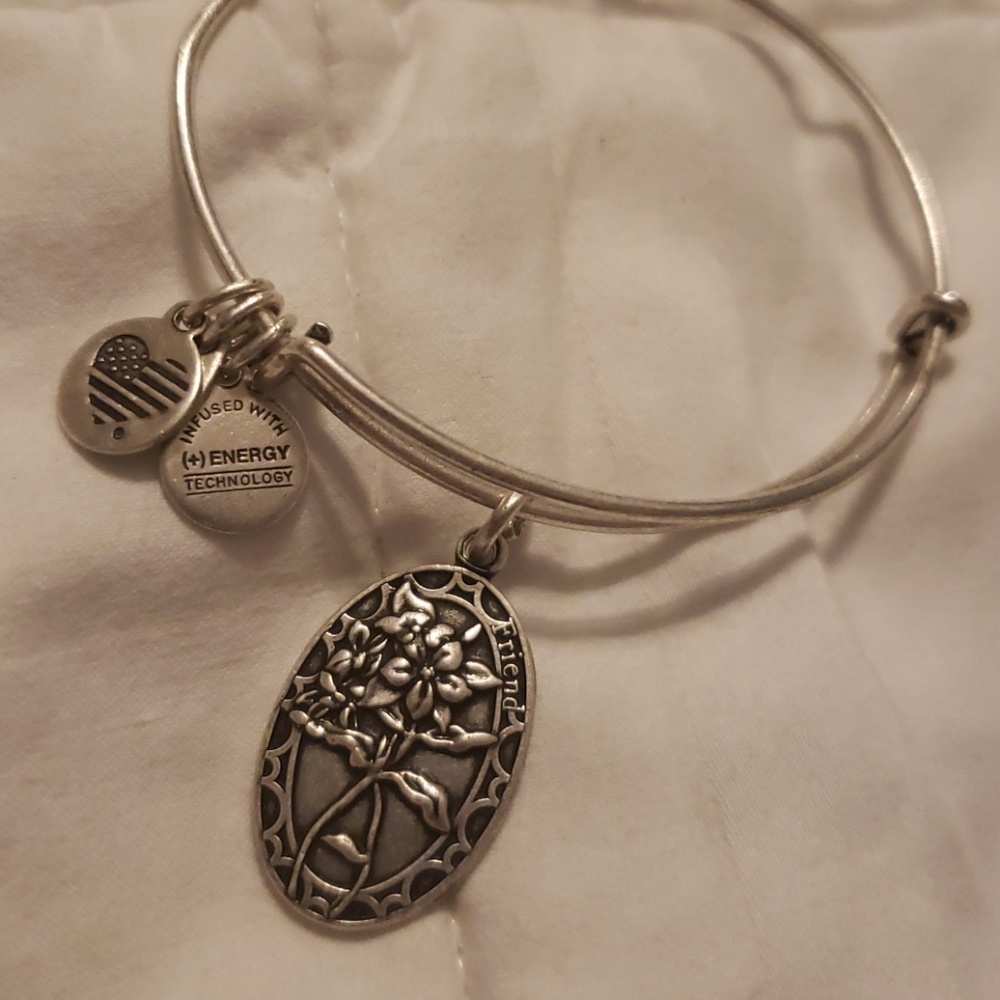 Alex and ani friend flower bracelet